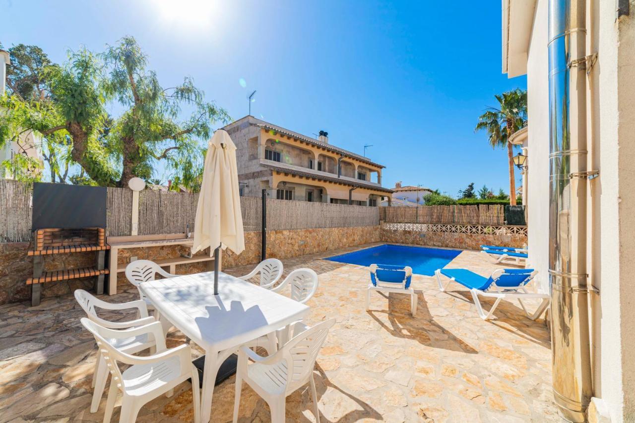 Villa Benestar Pool And Beach In Platja De Muro Extérieur photo